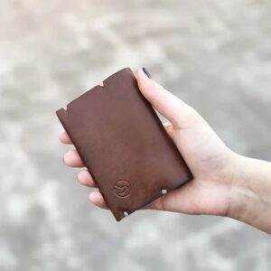 Classic Brown Leather Wallet – Durable & Elegant Design